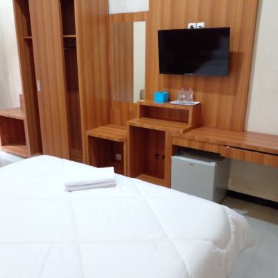 Standard Room Hotel Wisma Solo Syariah Promo Code