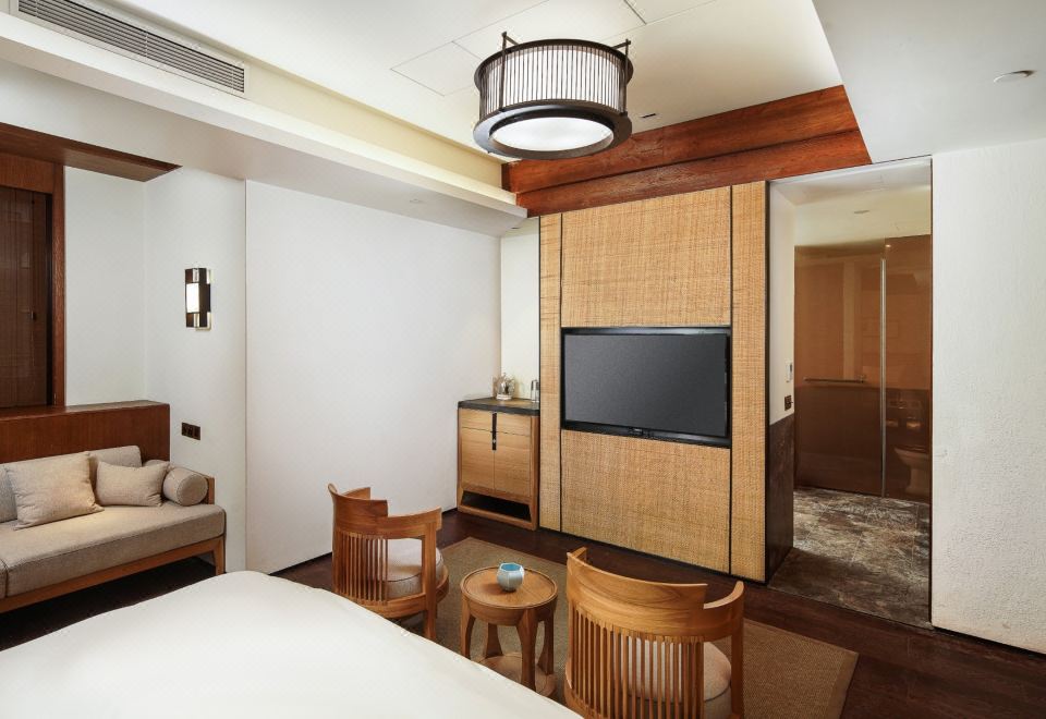 地暖·雅韵豪华大床房