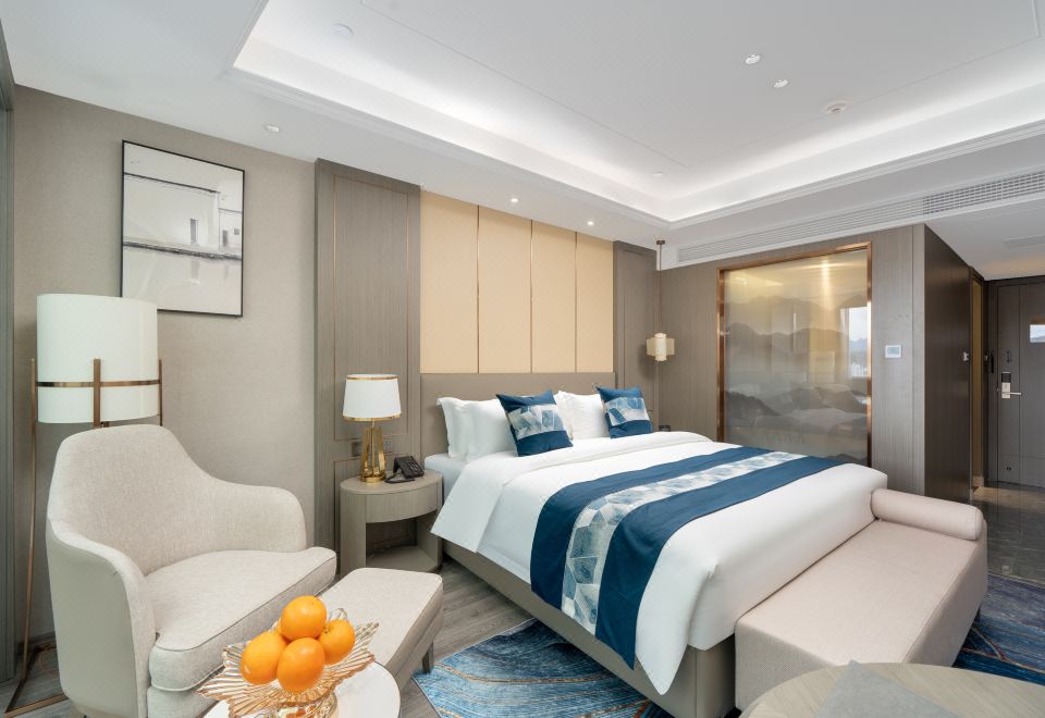 街景豪华大床房