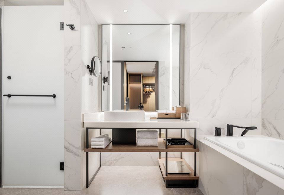 豪華公寓套房+洗烘一體機+廚房