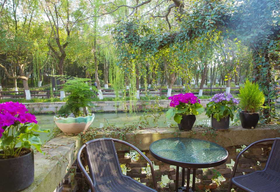 Guestroom - River-View (Double Bed) (Balcony)