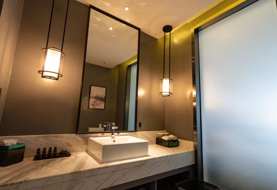 Metropolo Jinjiang Hotels (Alashan Zuoqi)Elegant Twin Room