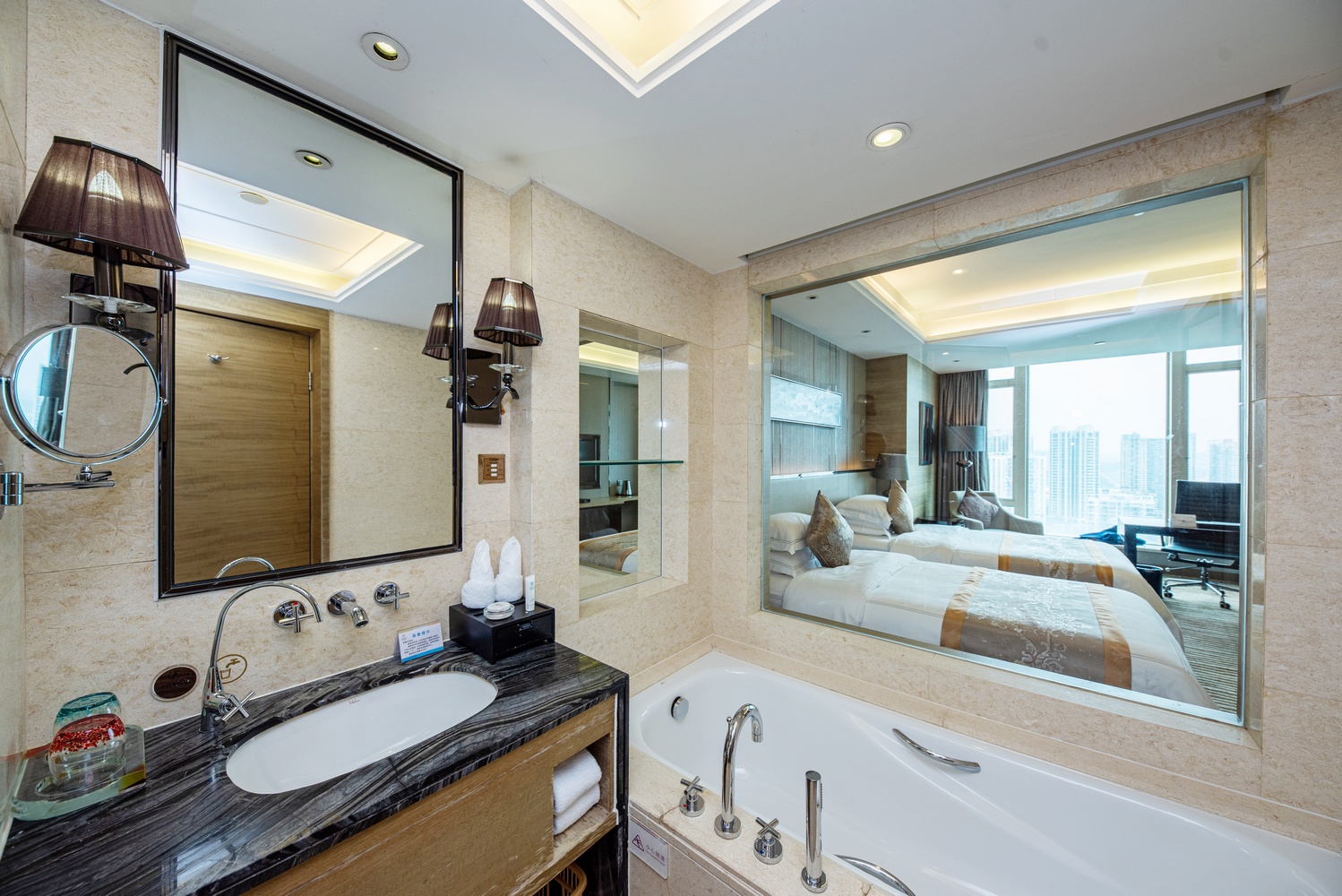 Shenzhen YANGBANGLANGYUE International HotelCity View Twin Room