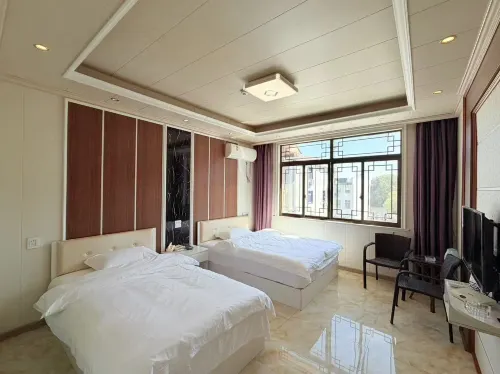 Longyue Homestay