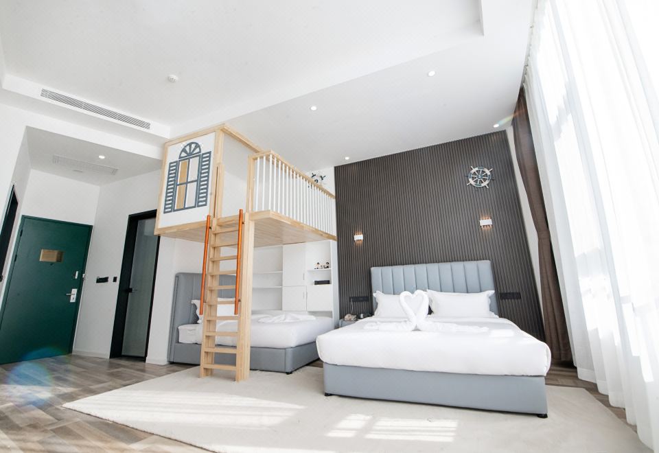 Beijing Placid Lake Resort HotelThemed Room