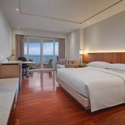 海景甄選加大特大床房 華欣希爾頓温泉度假酒店 （SHA Extra Plus）優惠