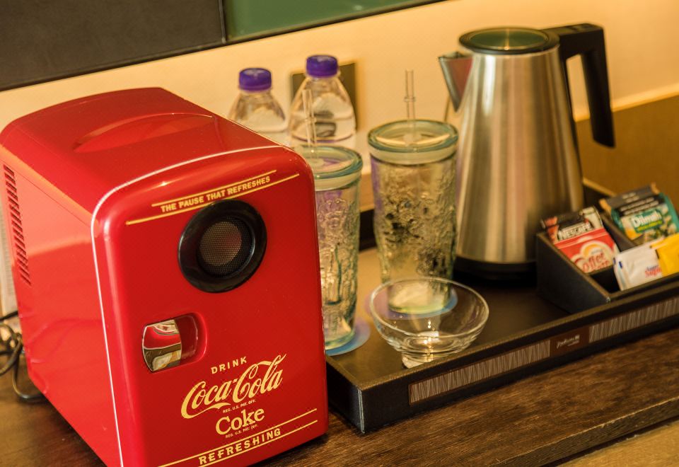 Radisson Blu Shanghai Pudong JinqiaoCoca-Cola Themed Double Bed Room