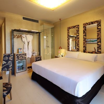 Axel Premium Room