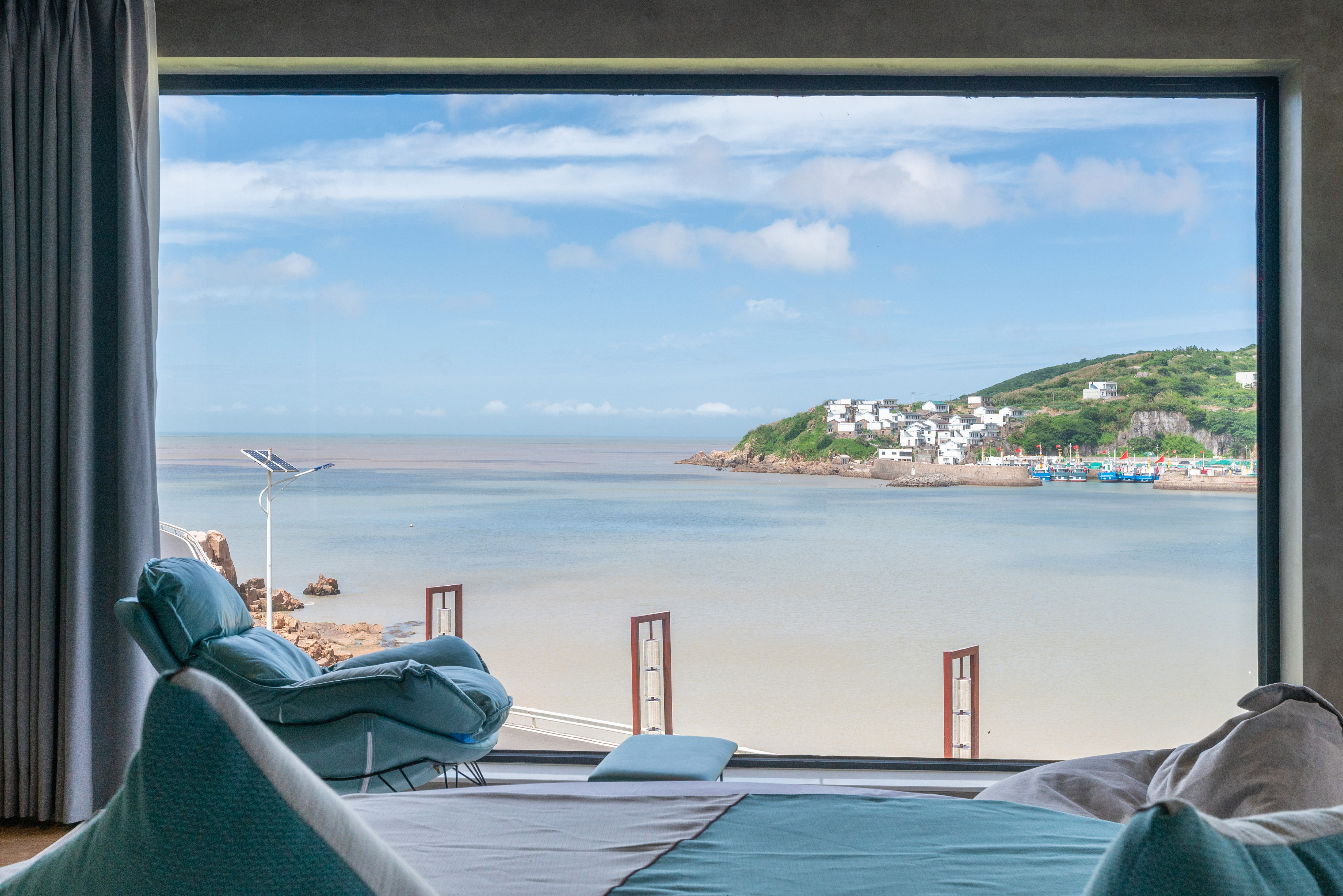 Shengsi qing yu jing house金鲳鱼·海景投影浴缸圆床房