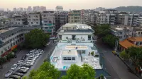 Chao Jianju (Chaozhou Guangji Bridge Paifang Street Shop) Hotels in 