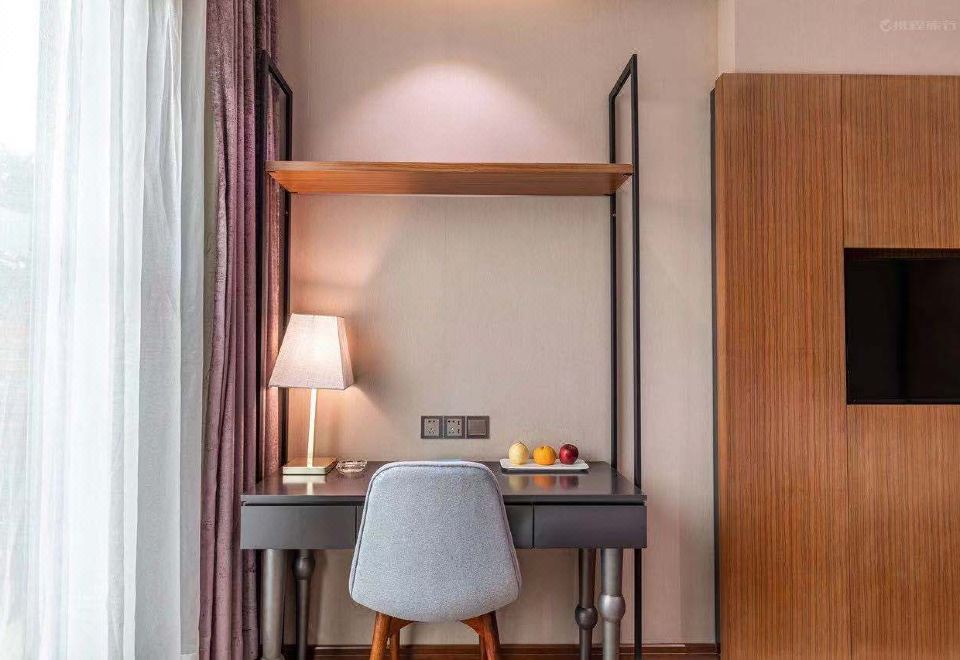 GreenTree Eastern Hotel (Xiamen Zhongshan Road Pedestrian Street)Family Room With Balcony