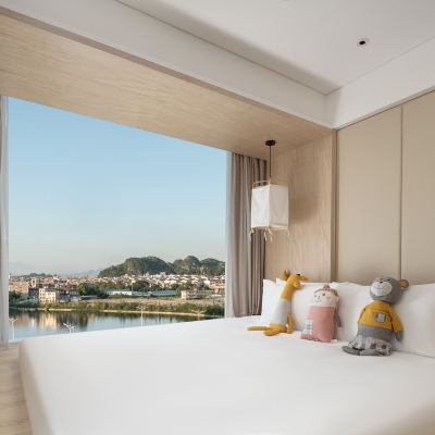 複式榻榻米親子套房｜旋轉樓梯+孩童玩偶+玩樂帳篷 桂林CIAO俏飯店（兩江四湖象鼻山店）優惠