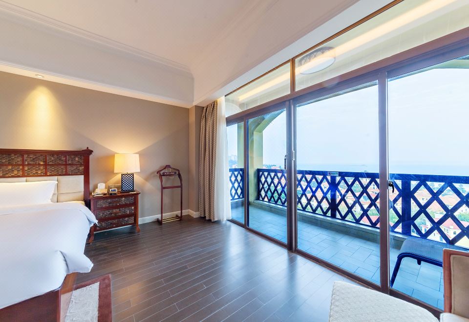 豪华海景套房（独立观海阳台）