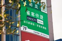 CHECK inn Express New Taipei Tamsui Hotel di 
