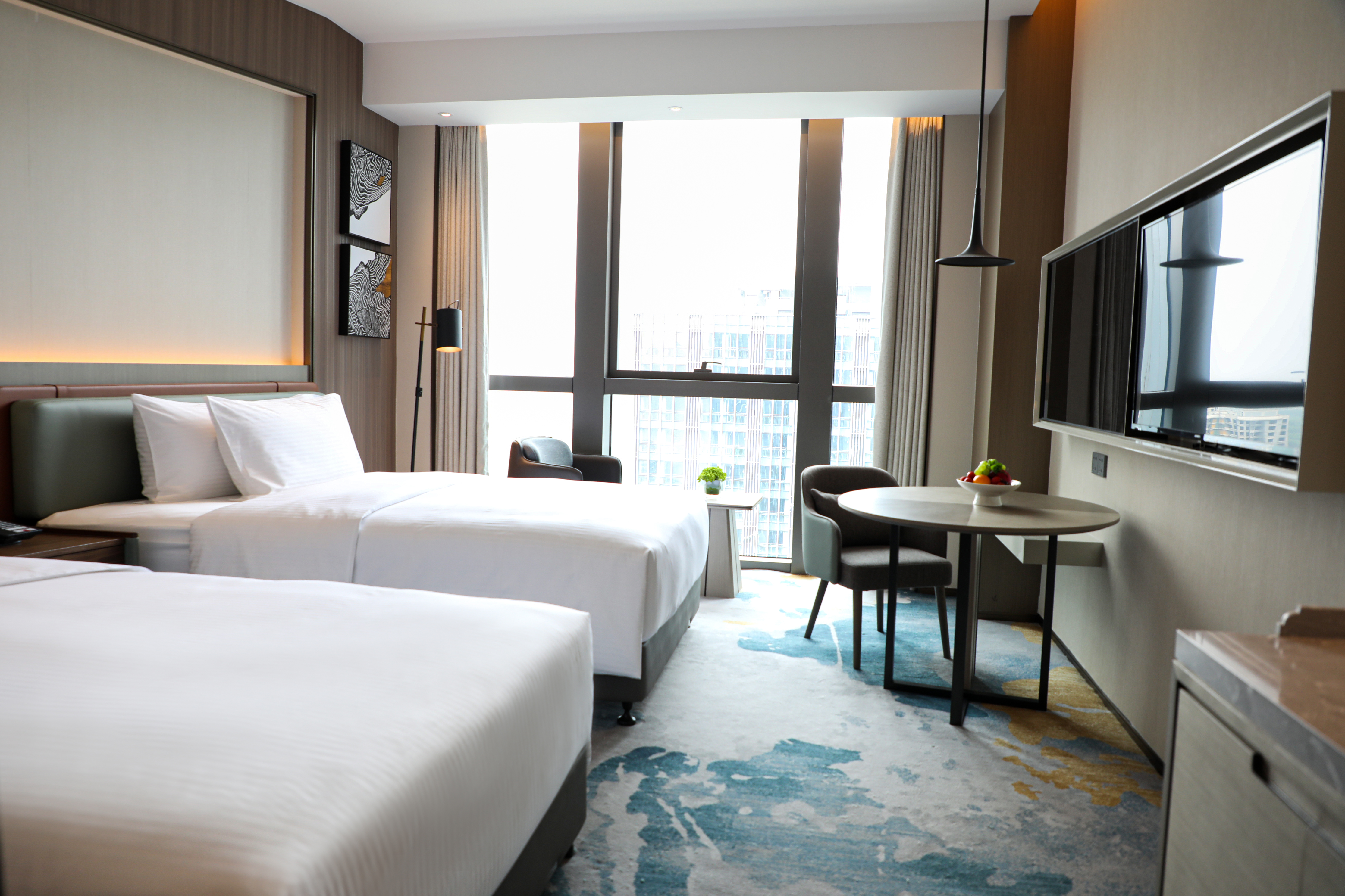 豪华双床房（繁华街景+落地窗+AccaKappa洗护）