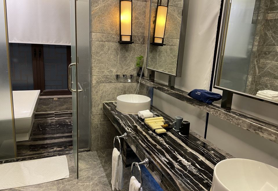 地派享泉居-三房两厅别墅-独立庭院-茶台-麻将桌