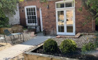no 12 - Stunning Self Check-in Apartments in Worcester Centre - Housity