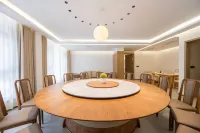 Zhashui Lan · Mountain View Collection Homestay