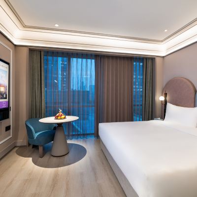 標準大床房 上海世博前灘美居飯店優惠