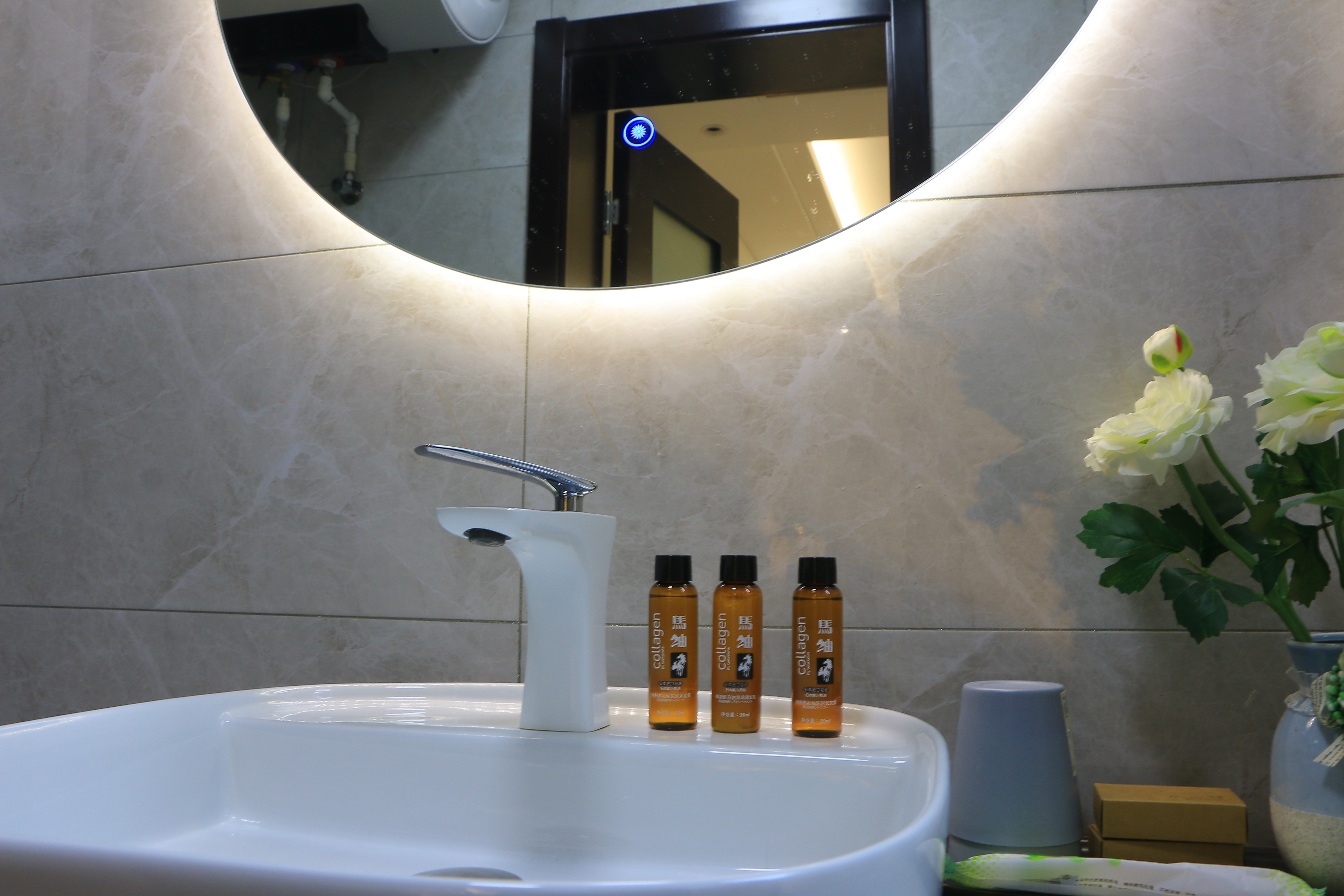 悠云豪华望河房