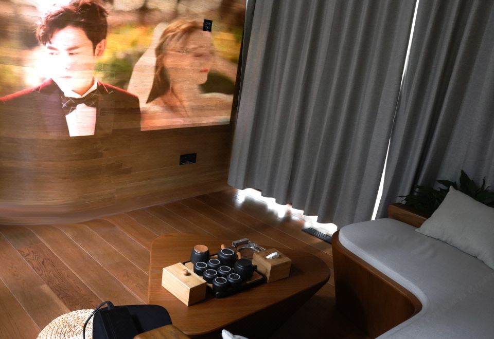 岳山·4号小木屋温泉房