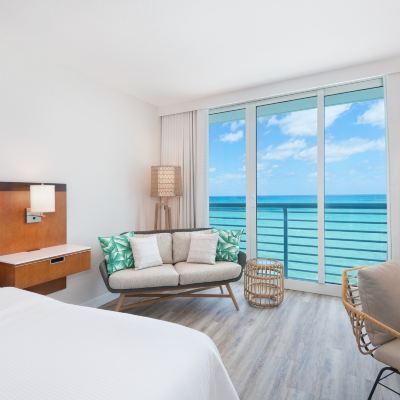 Premium King Room with Ocean View