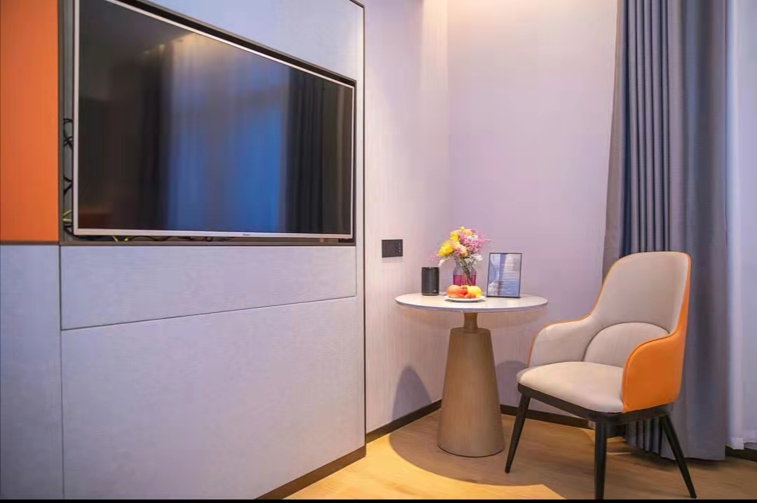 汀逸大床房（全屋智能+电视投屏+智能马桶）