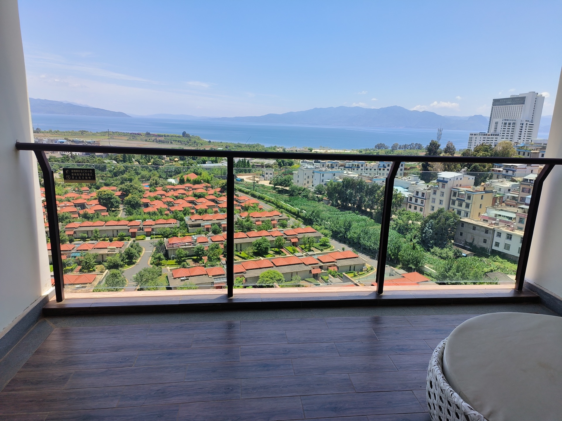 晨曦·湖景露台大床房