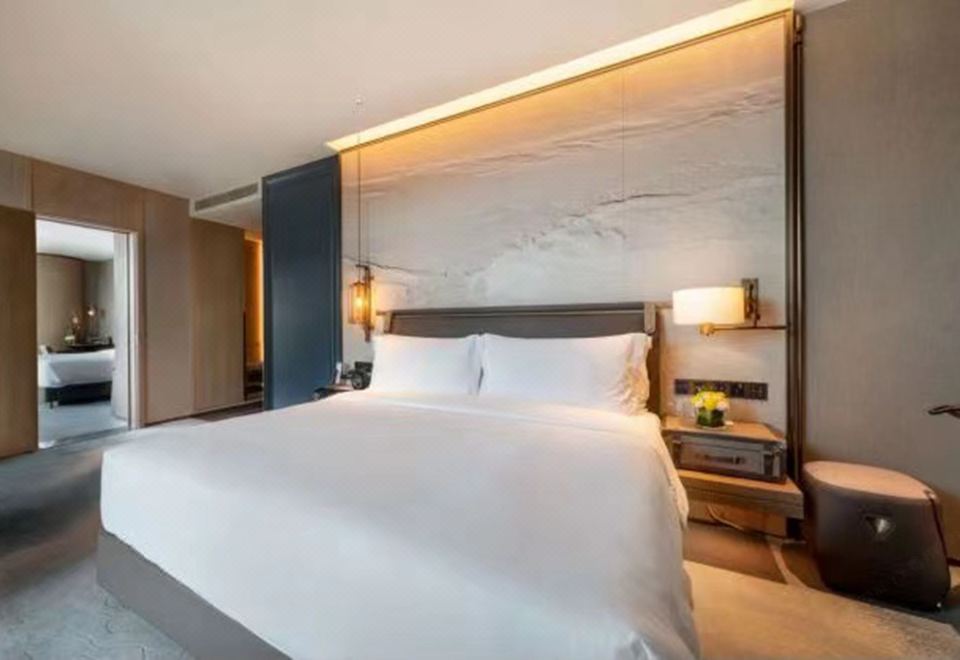 Qingdao Haitian HotelFamily Room (2 Double Beds)