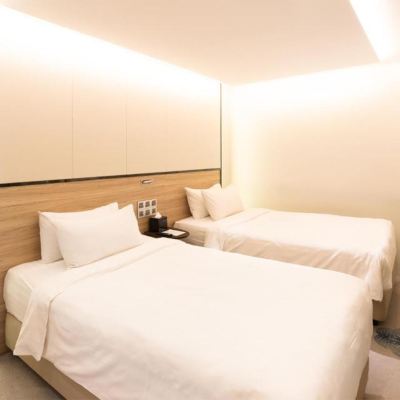 Superior Twin Room without Window The Quay Hotel Singapore Promo Code