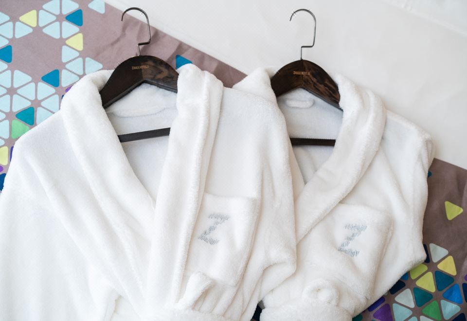 品質景觀雙床房（180°正湖景+小冰箱+電動窗簾）