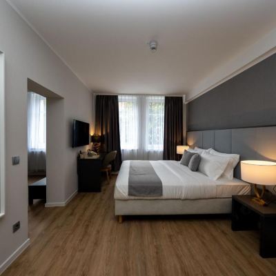 Junior Suite Emily Hotel Promo Code