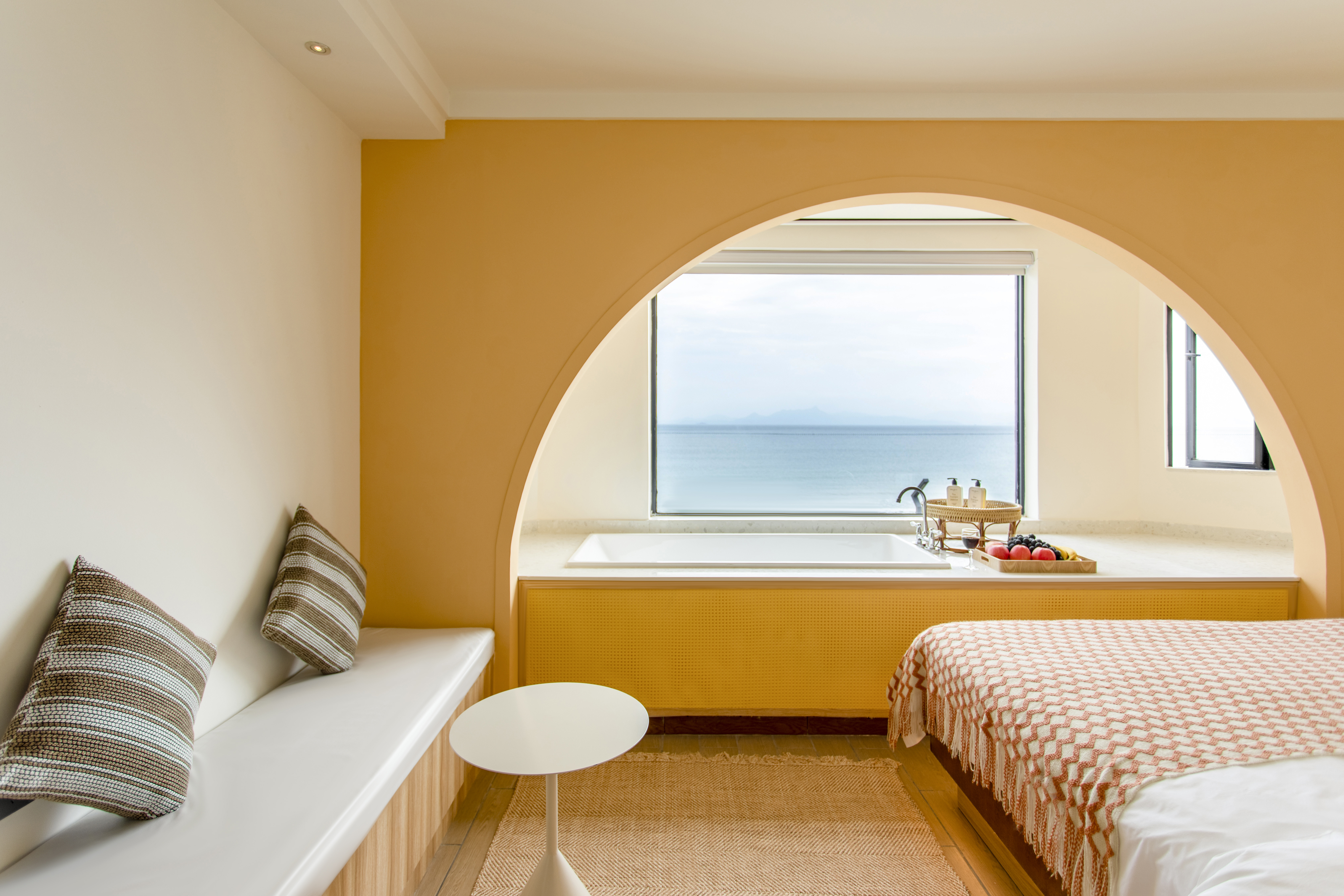 榆光·海景浴缸大床房