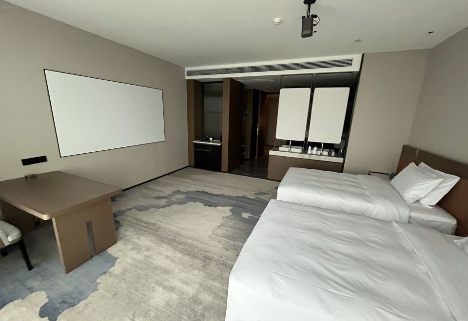 影院双床房（全屋语音智能+腾讯VIP畅看+100英寸幕布）