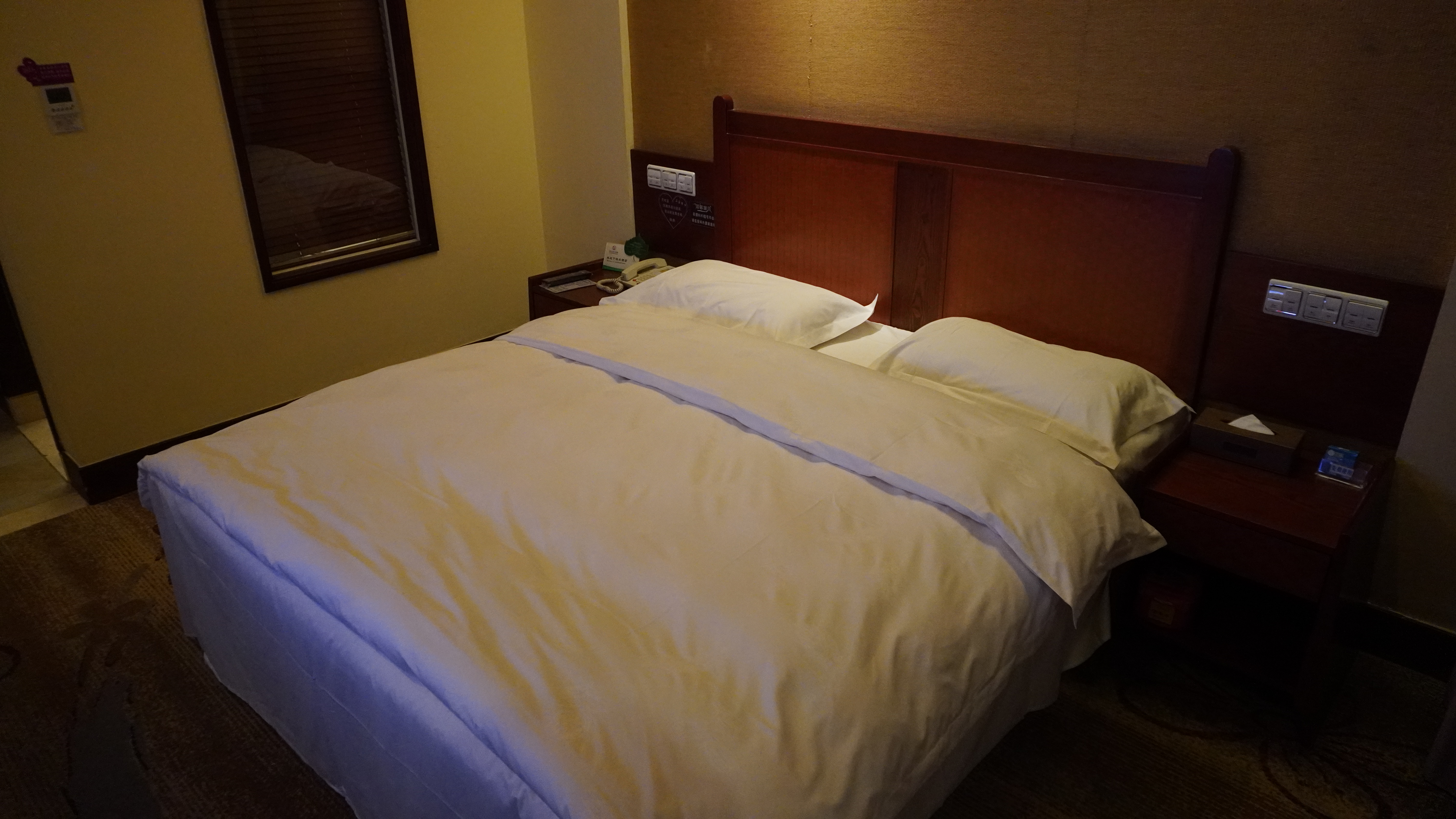 中式大床房（VIP小单间）