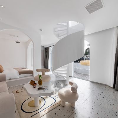 椰風·獨立露台Loft2室1廳家庭房【複式loft二室一廳·旋轉樓梯·個性閣樓設計·超大專屬露台·精緻浴缸·獨立衛浴】 廈門MisooHi·隱祕之境海景民宿優惠