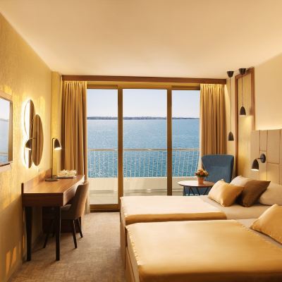 Deluxe Sea View Room with Balcony