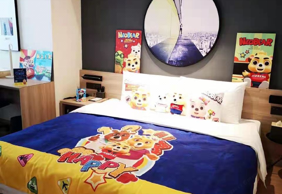 Atour Light (Harbin Central Street)Supreme Family Double Bed Room