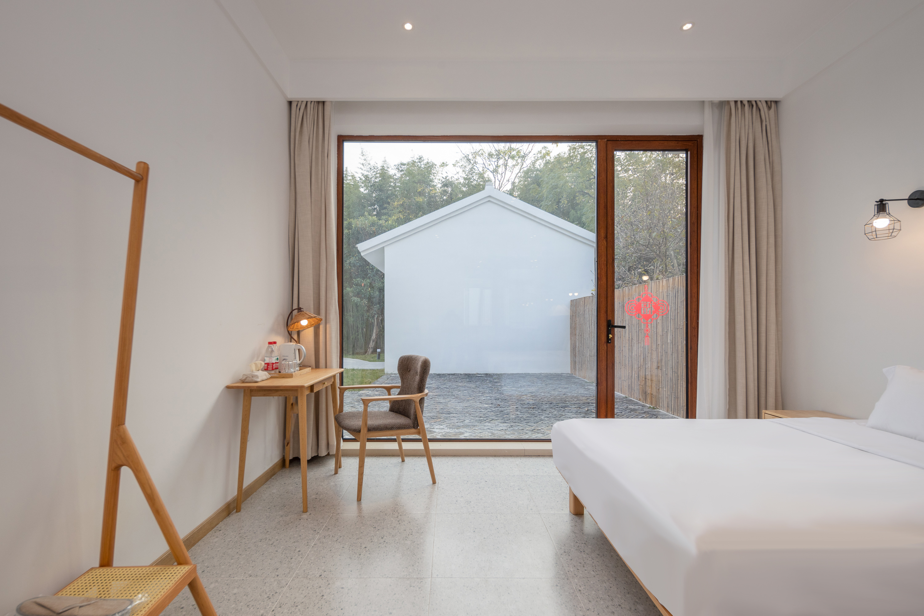 东风里·院景家庭房