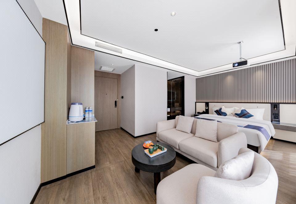 Xizi Light Luxury Hotel (Urad Qianqi Government Store)Cozy Suite