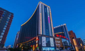 Home Inn (Xi'an High-tech South Second Ring Road Fengqing Park Subway Station)