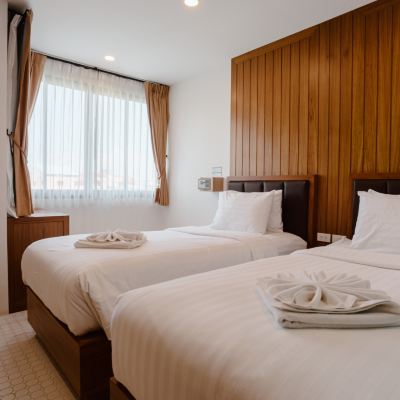 Standard Twin Room with City View the echo hotel Promo Code