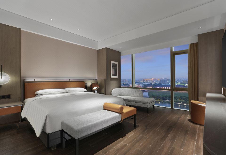 Hyatt Regency Shanghai SongjiangHyatt Suite