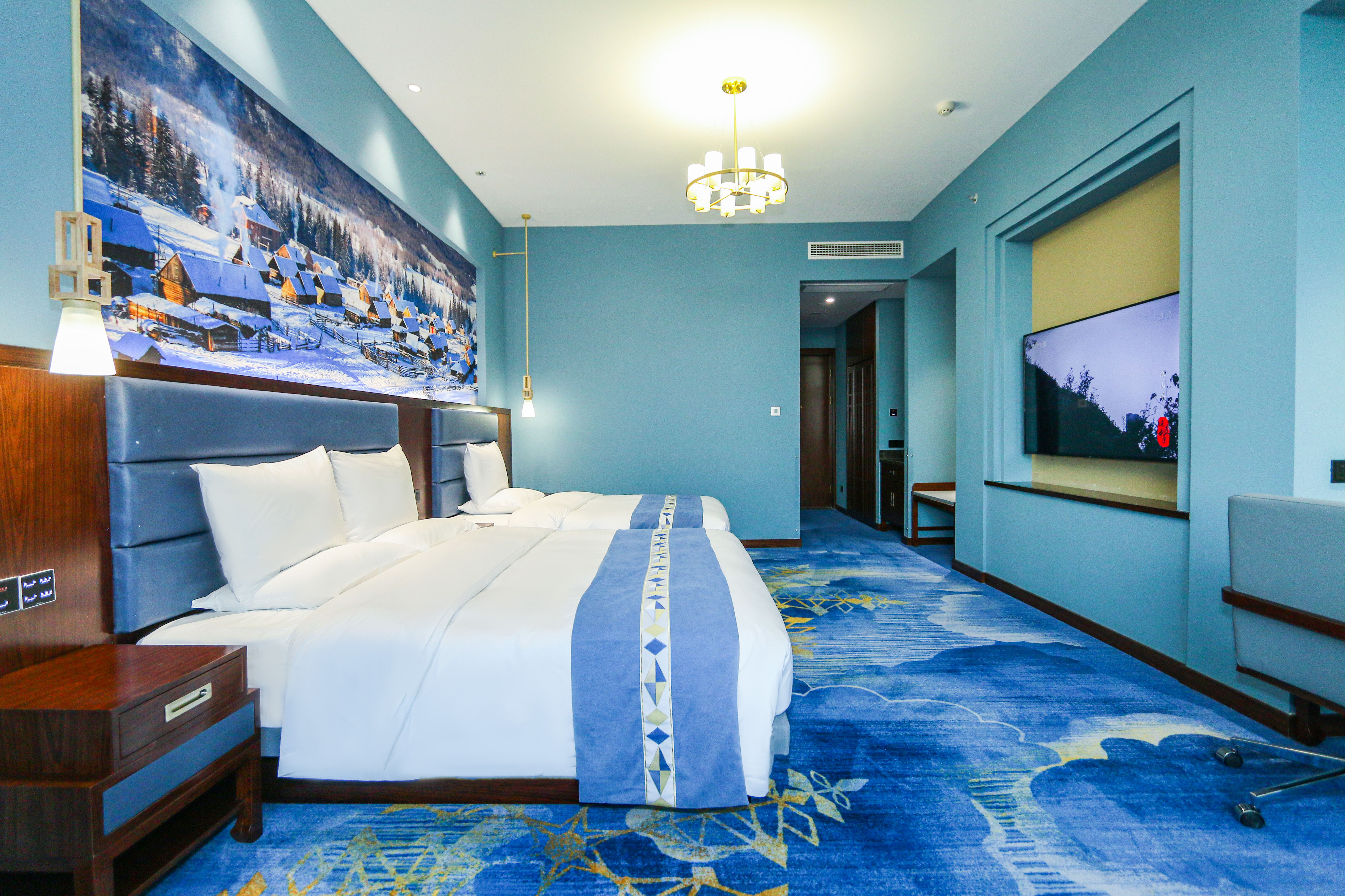 温馨家庭房（斯丽比迪床垫+雅兰寝饰被芯+智能马桶）