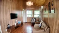 Kong West Island Guesthouse (Luxi West Sea Scenic Area Branch)