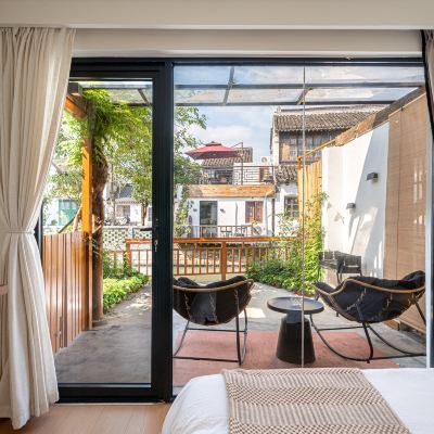 聽雨丨Loft複式大床房 漫讀小居優惠