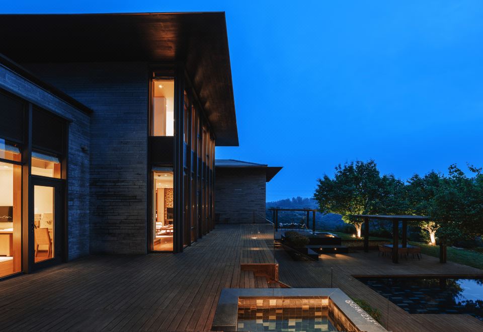 Naked ValleyFamily Cliffside Villa - 2+1 Bedroom