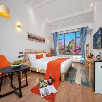 雅院·豪華大床房 樸境.Designer天梯雲端觀景美宿（麗江古城大水車店）優惠