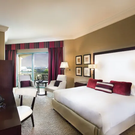 Mövenpick Grand Al Bustan Dubai