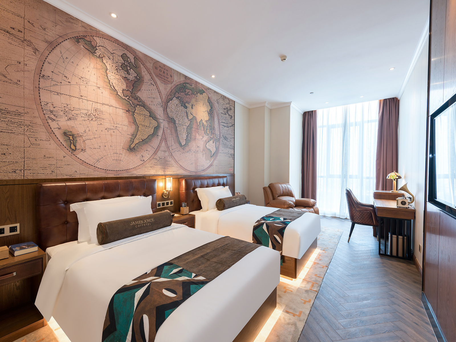 啡凡城景双床房（芝华士沙发+可投屏电视）